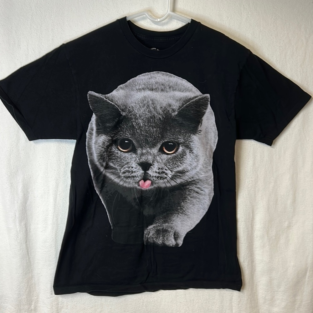 H Women’s Cat Tee Shirt Size Medium Black Short Sleeve EUC